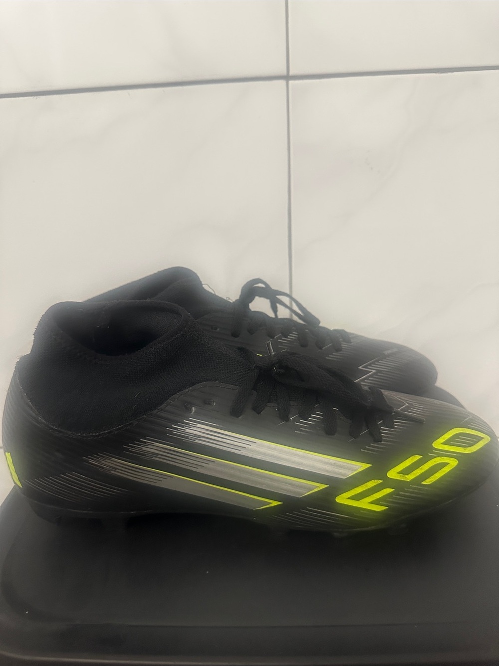 Adidas F50 CLUB MID
FIRM/MULTI-GROUND
CLEATS